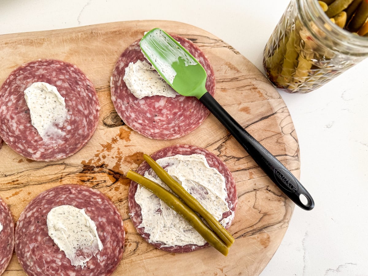 assembling pickle roll ups