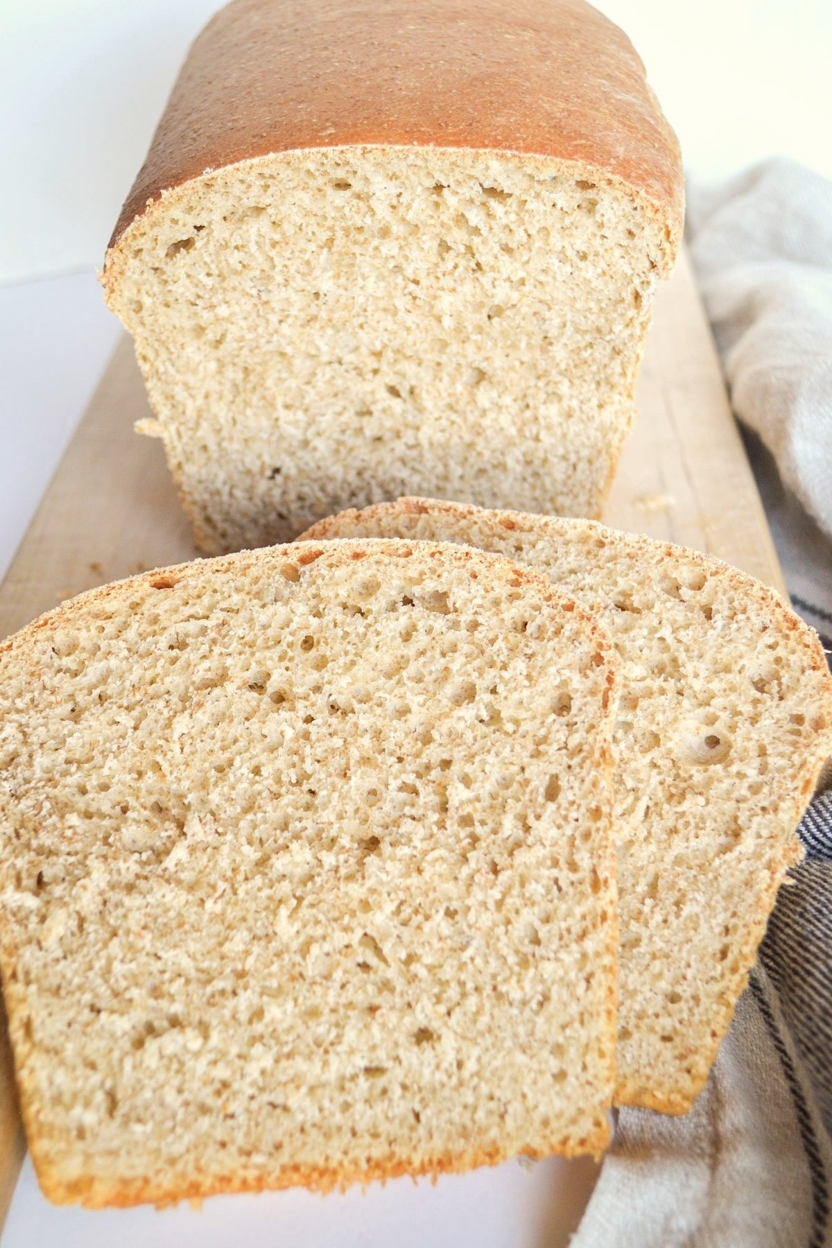 Slicing sourdough sandwich bread