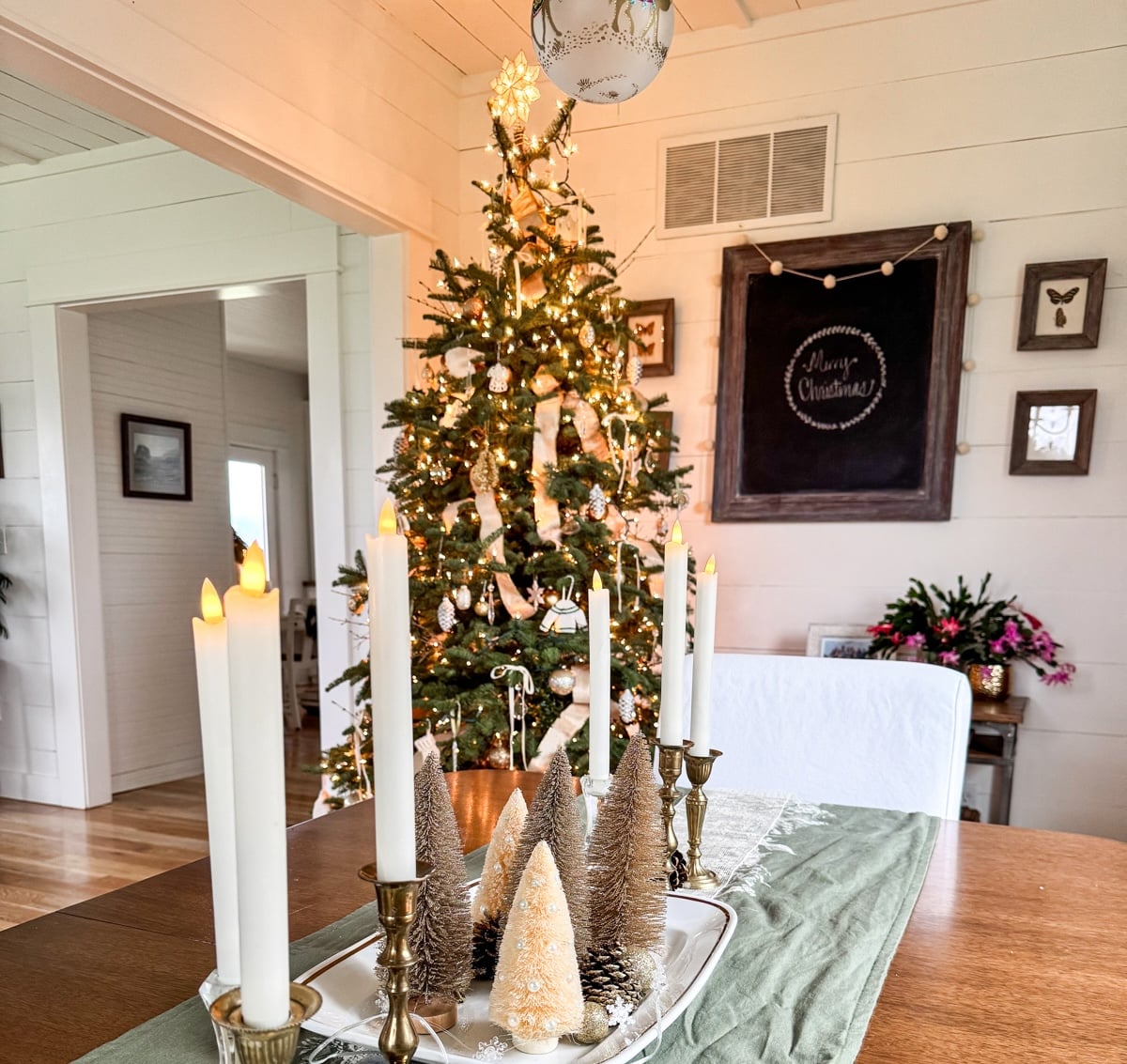 Dining room decorated for Christmas
