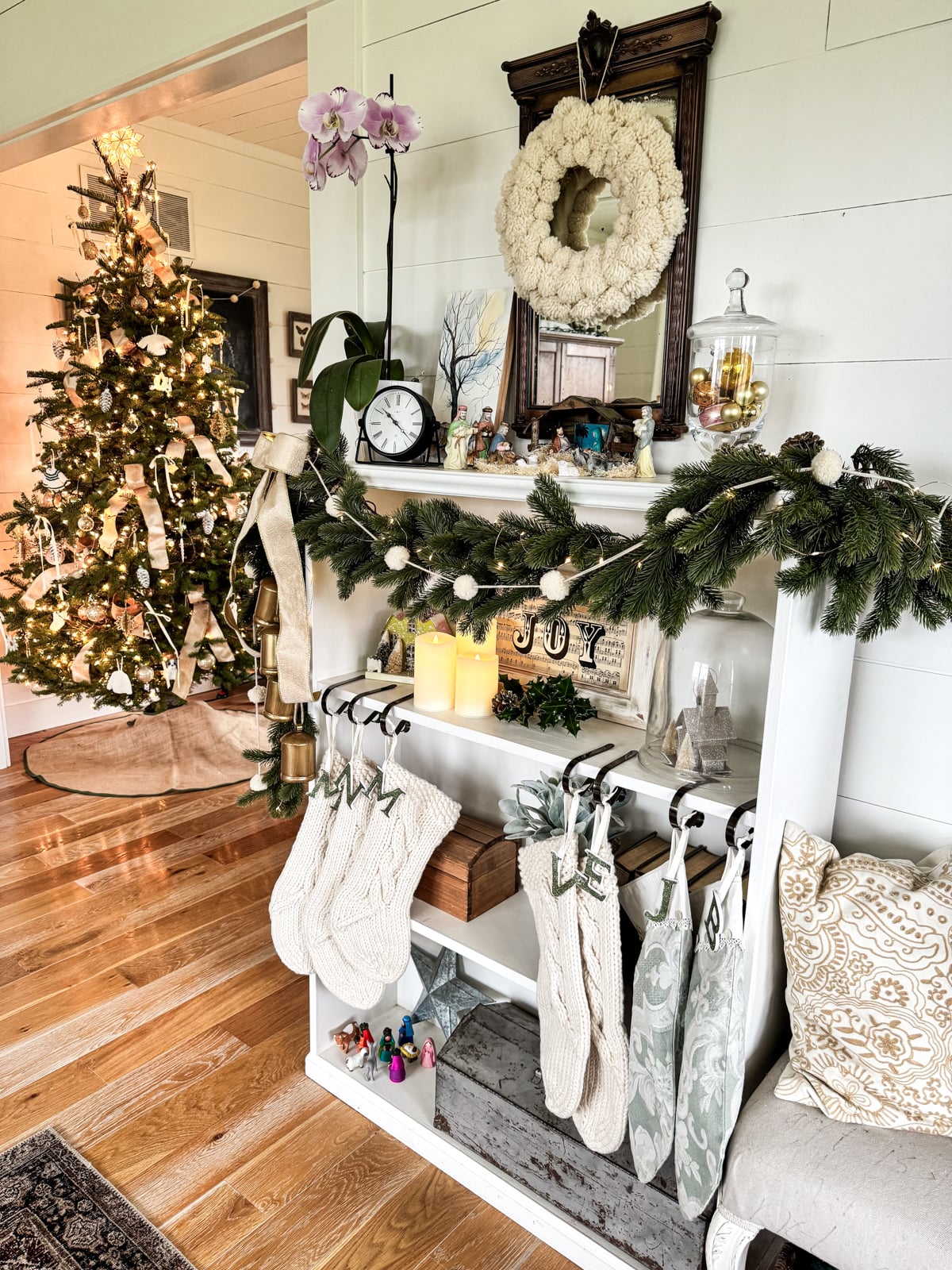 Entryway decorated for Christmas