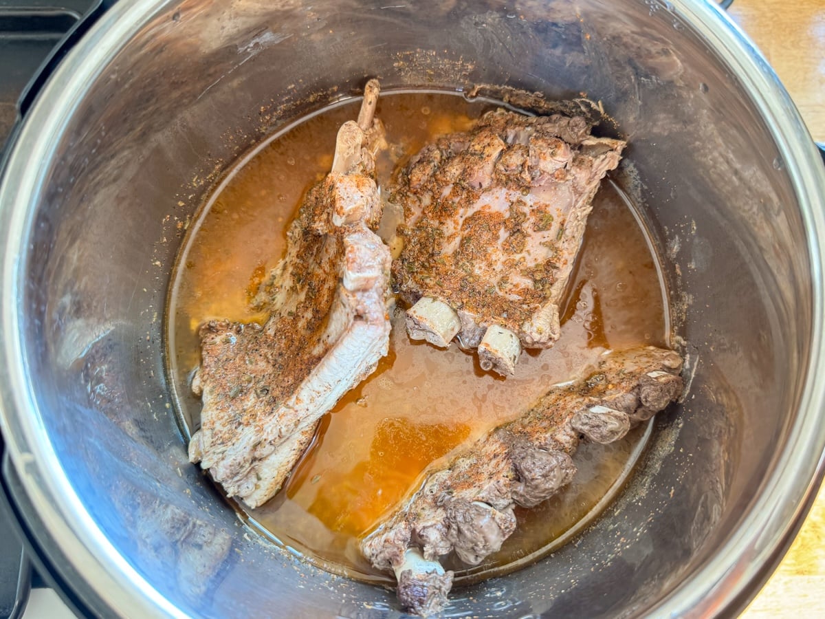 cooked ribs in IP liner