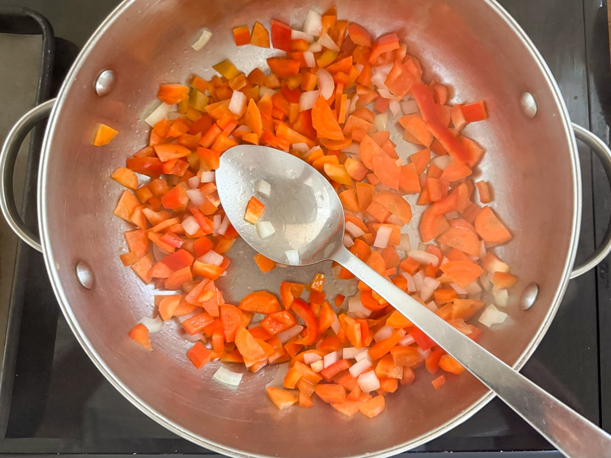 cooking vegetables for spaghetti squash recipe